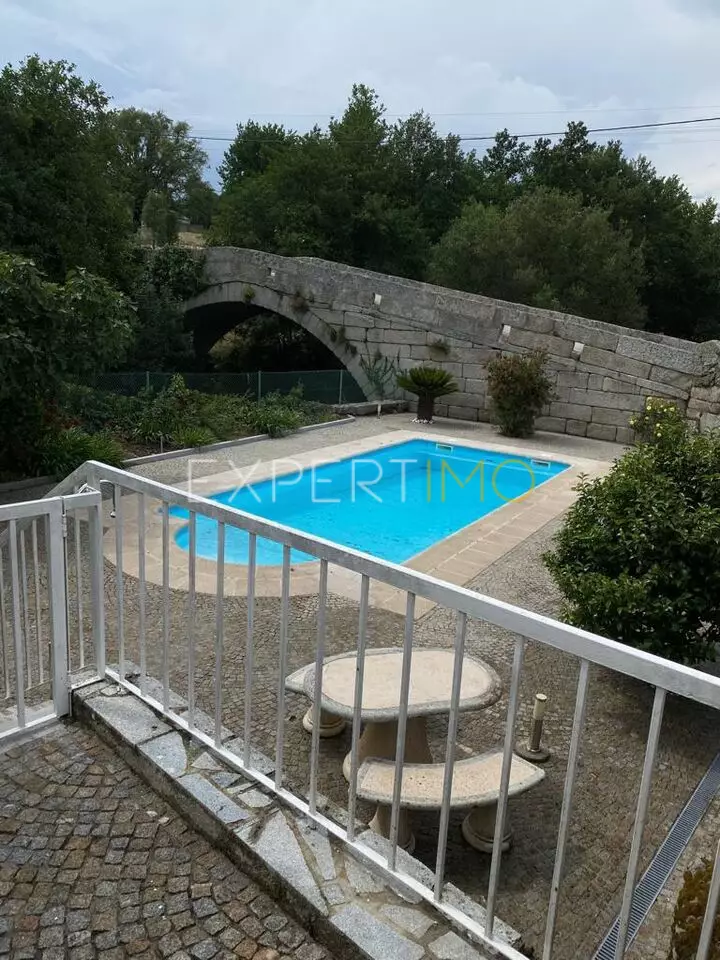 (1)Moradia rústica de aldeia com piscina no Geo Park da Serra Estrela