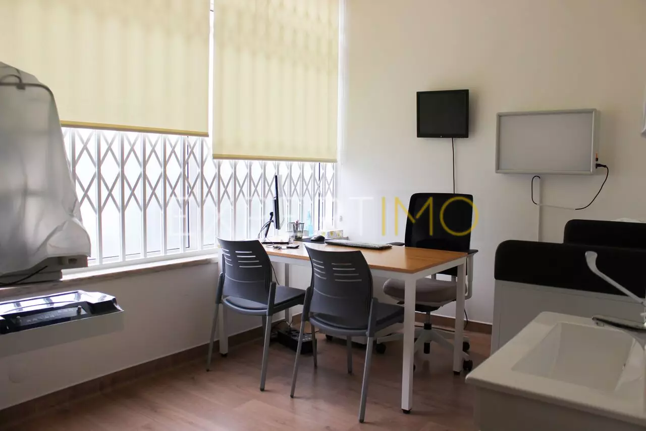 (3)Clínica Médica com 3 gabinetes renovada à venda na Apolónia em Coimbra