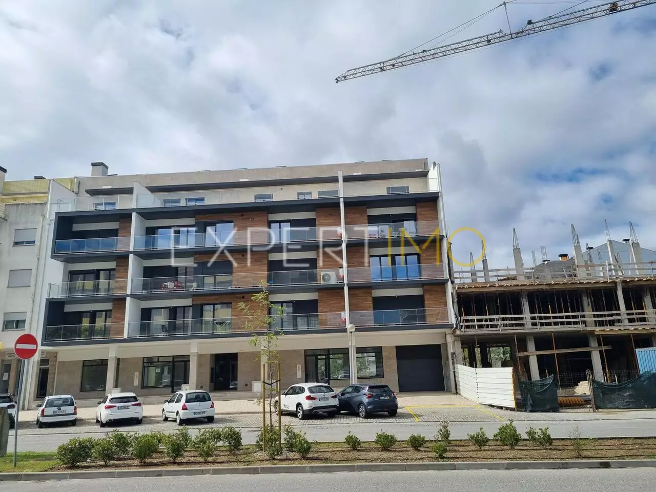 (5)Excelente apartamento T1 Duplex, em Viseu, concluído em 2022