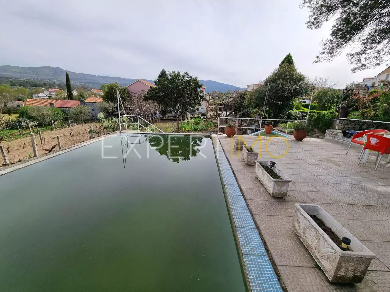 (24)Interessante quinta com piscina em Vila Cortes Serra, Gouveia