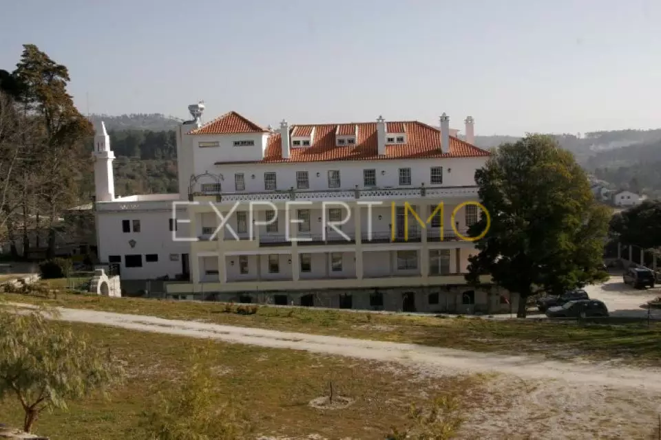 (19)Antigo Hotel Rural pleno coração das Beiras, num dos mais lindos recantos das Terras Portuguesas