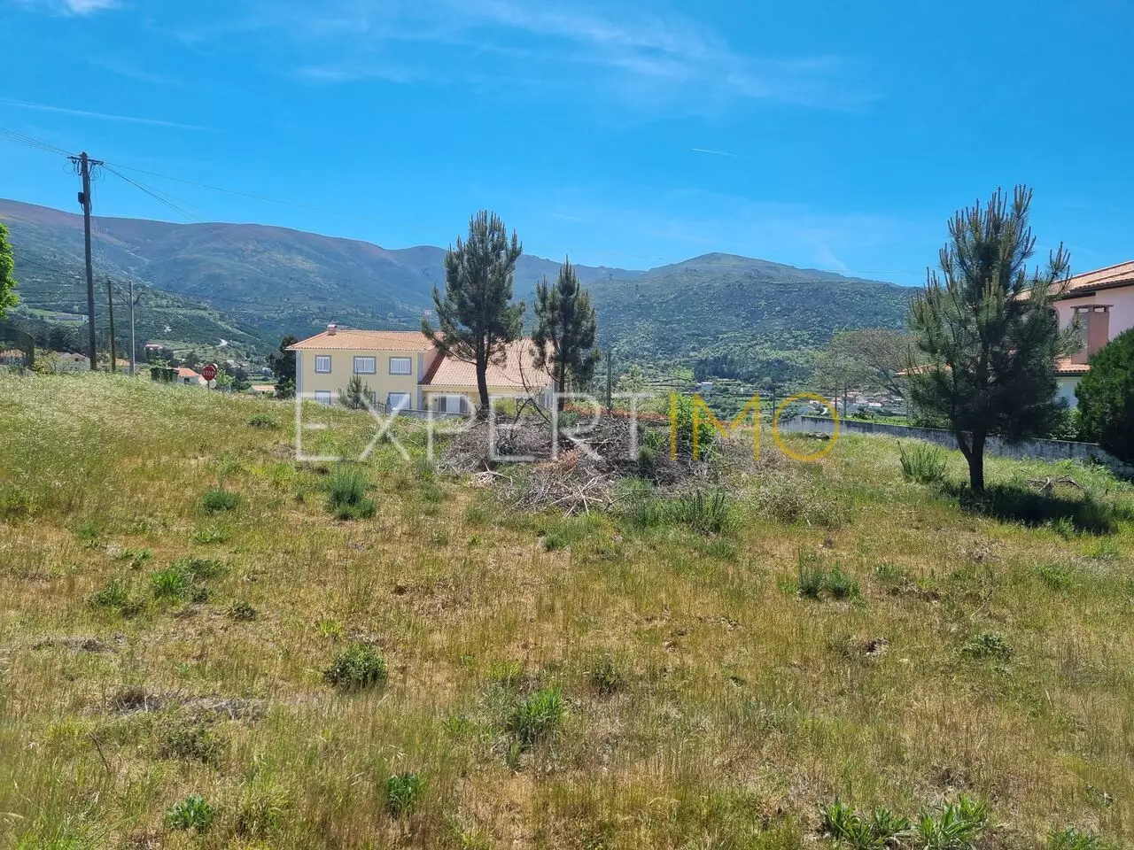 (13)Lote terreno para construção de moradia, sito no Geo Parque Mundial Unesco da Estrela